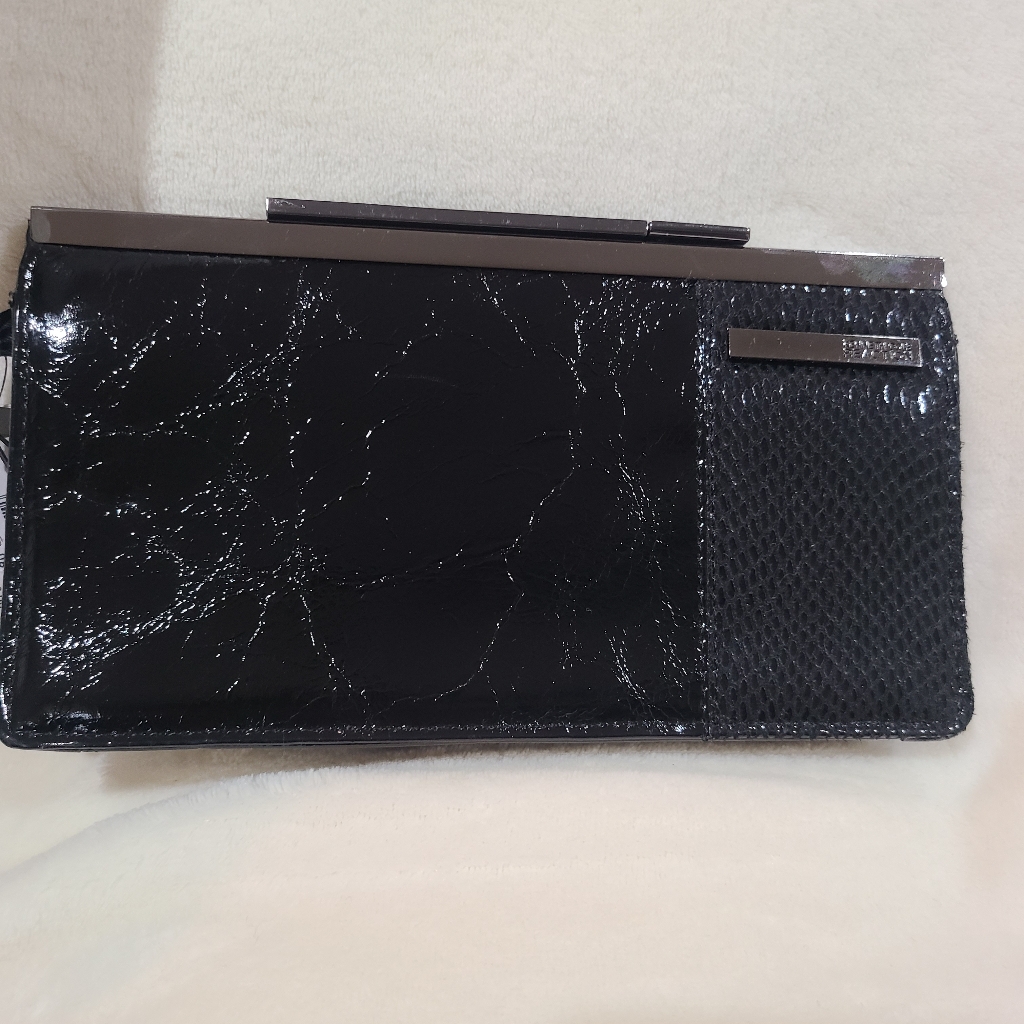 Kenneth Cole Reaction
